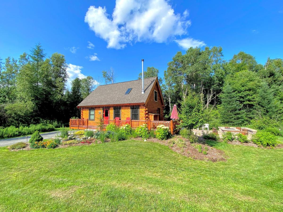 Bc Log Cabin With Private Beach River Fire Pit Ac Wifi Onsite Trails Ski Slope Views Villa Carroll Exterior photo